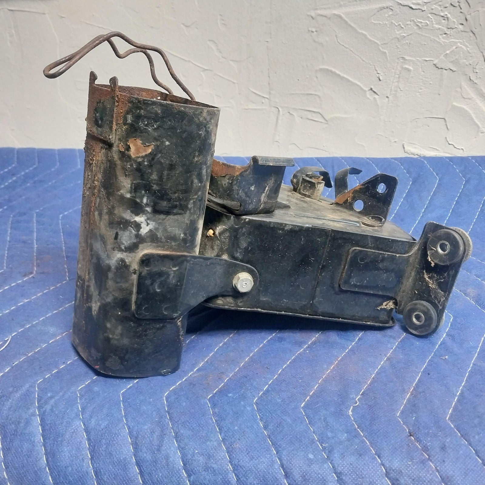 1971 HONDA CL100 OEM AIRBOX AIR INTAKE FILTER BOX