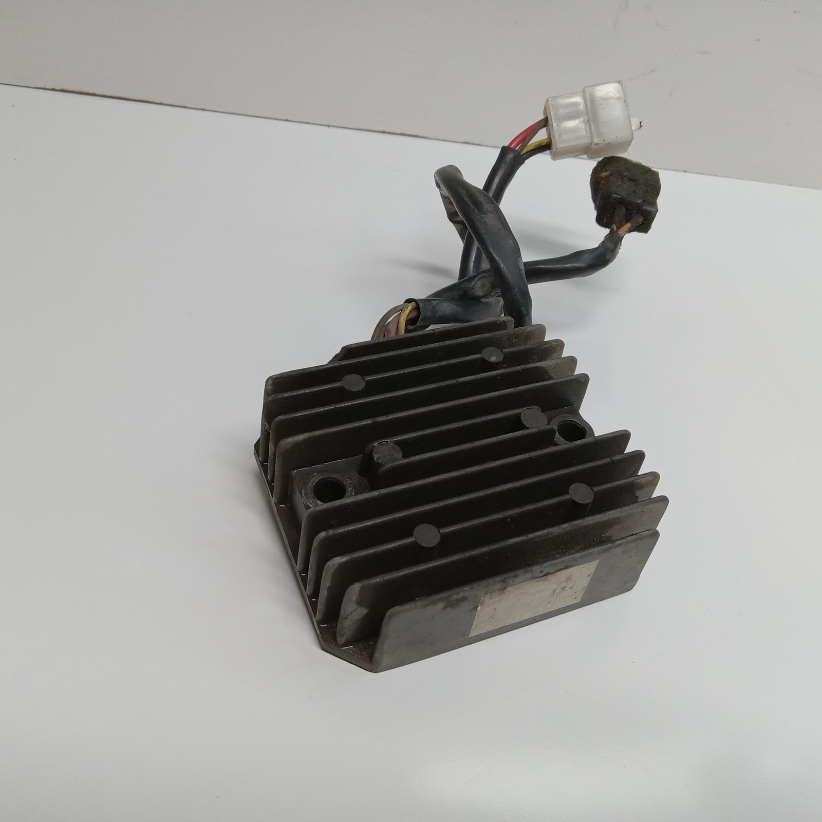 1981 YAMAHA VIRAGO 750 OEM RECTIFIER VOLTAGE REGULATOR