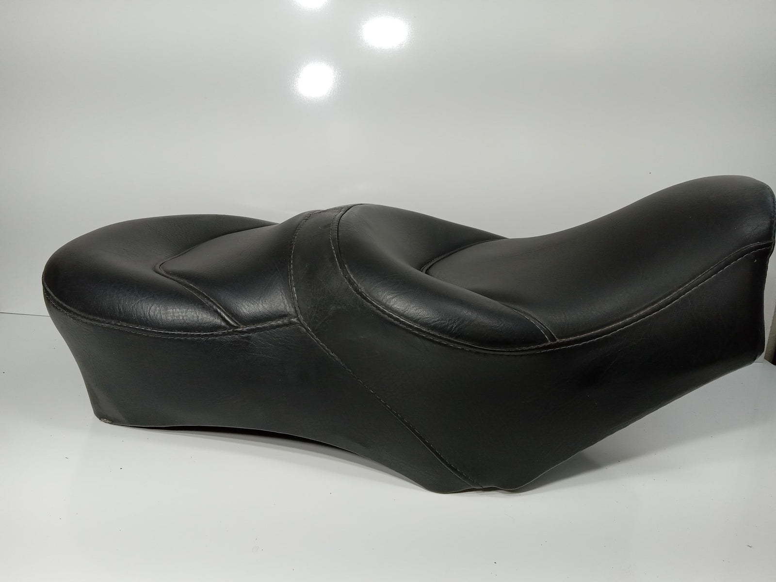 1981 YAMAHA VIRAGO 750 OEM FRONT DRIVERS SEAT