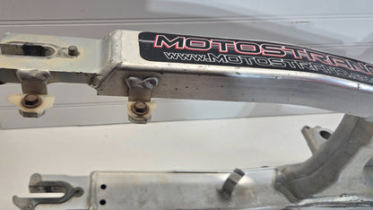 1991 - 1996 Honda XR250L Rear Swingarm Wheel Mount Frame