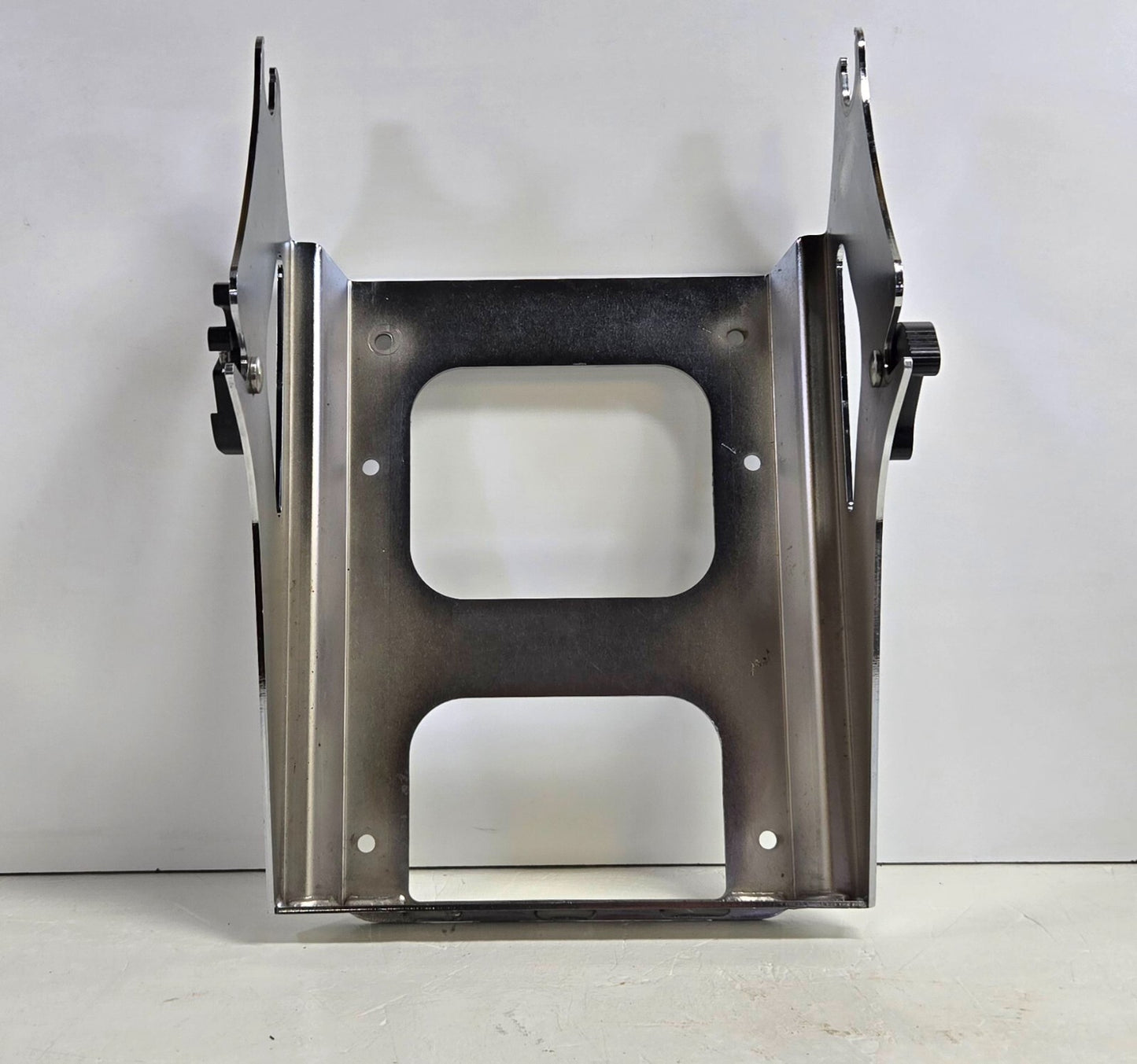 Harley-Davidson Electra Glide Trunk Mount/Tour Pak Mount Bracket