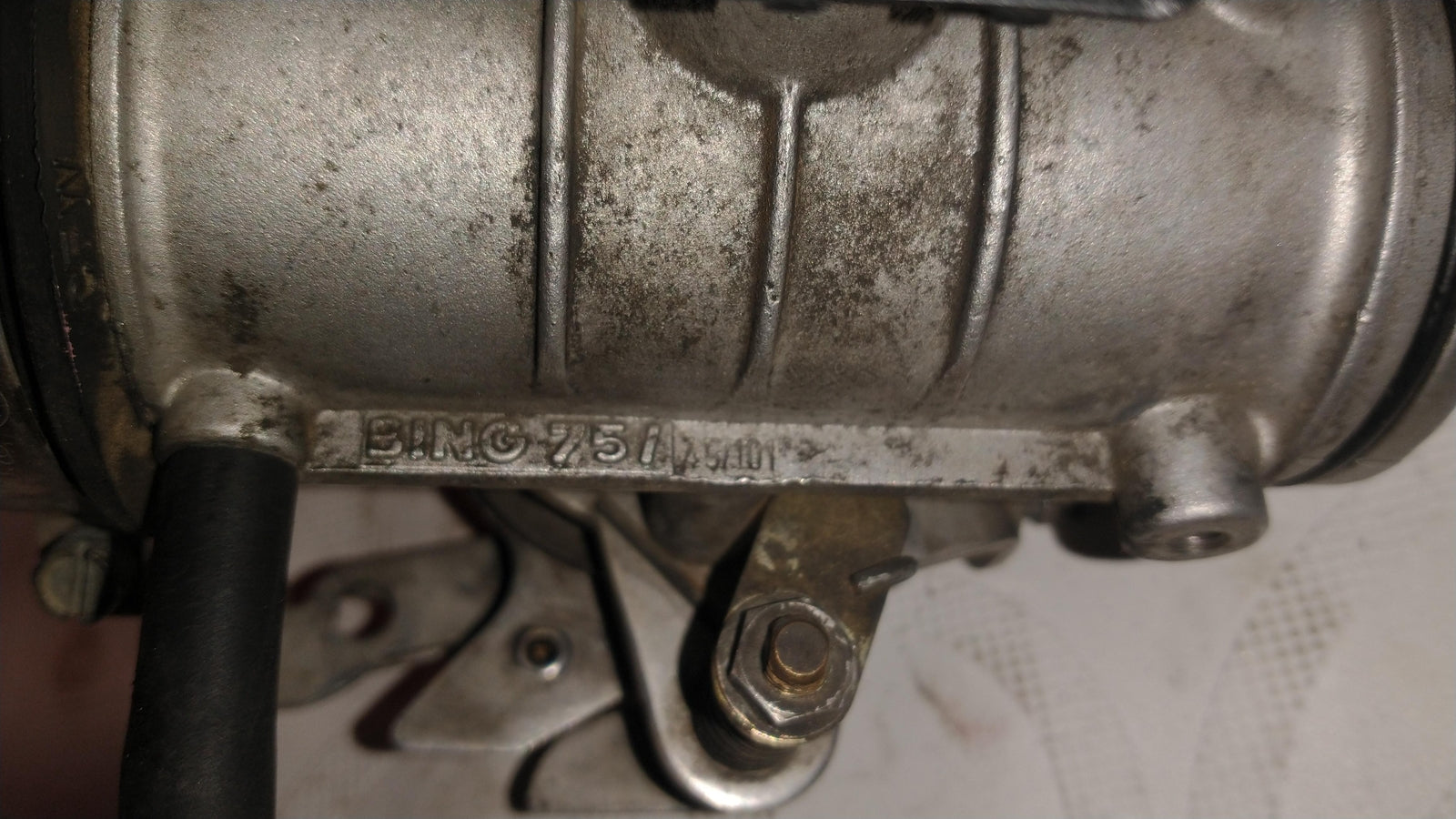 1995 BMW R1100RT OEM MAIN FUEL INJECTORS / THROTTLE BODIES