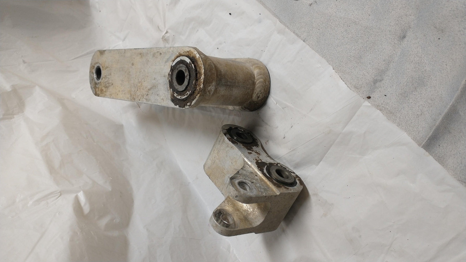 1993 HUSABERG FE501 OEM REAR SHOCK LINKAGE LINKS
