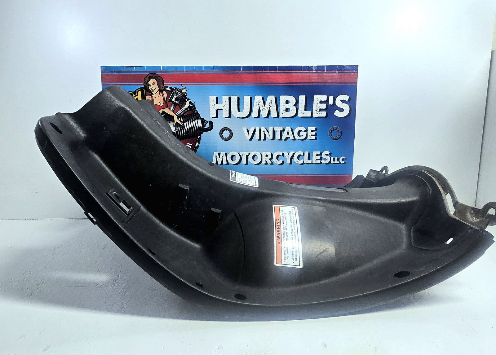 04-09 Yamaha XC25 Front Footboard Plastic Cowling OEM