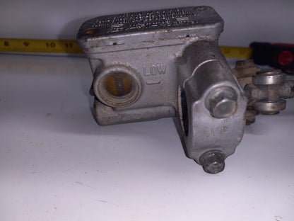 1998 YAMAHA YZ400 OEM FRONT BRAKE MASTER CYLINDER