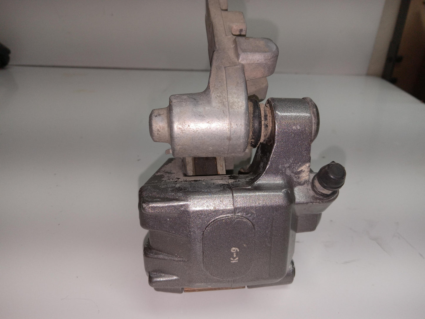 1991 HONDA XR250L OEM FRONT BRAKE CALIPER