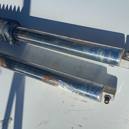 1984 HONDA XR200 OEM RIGHT LEFT FRONT SUSPENSION FORKS SHOCKS
