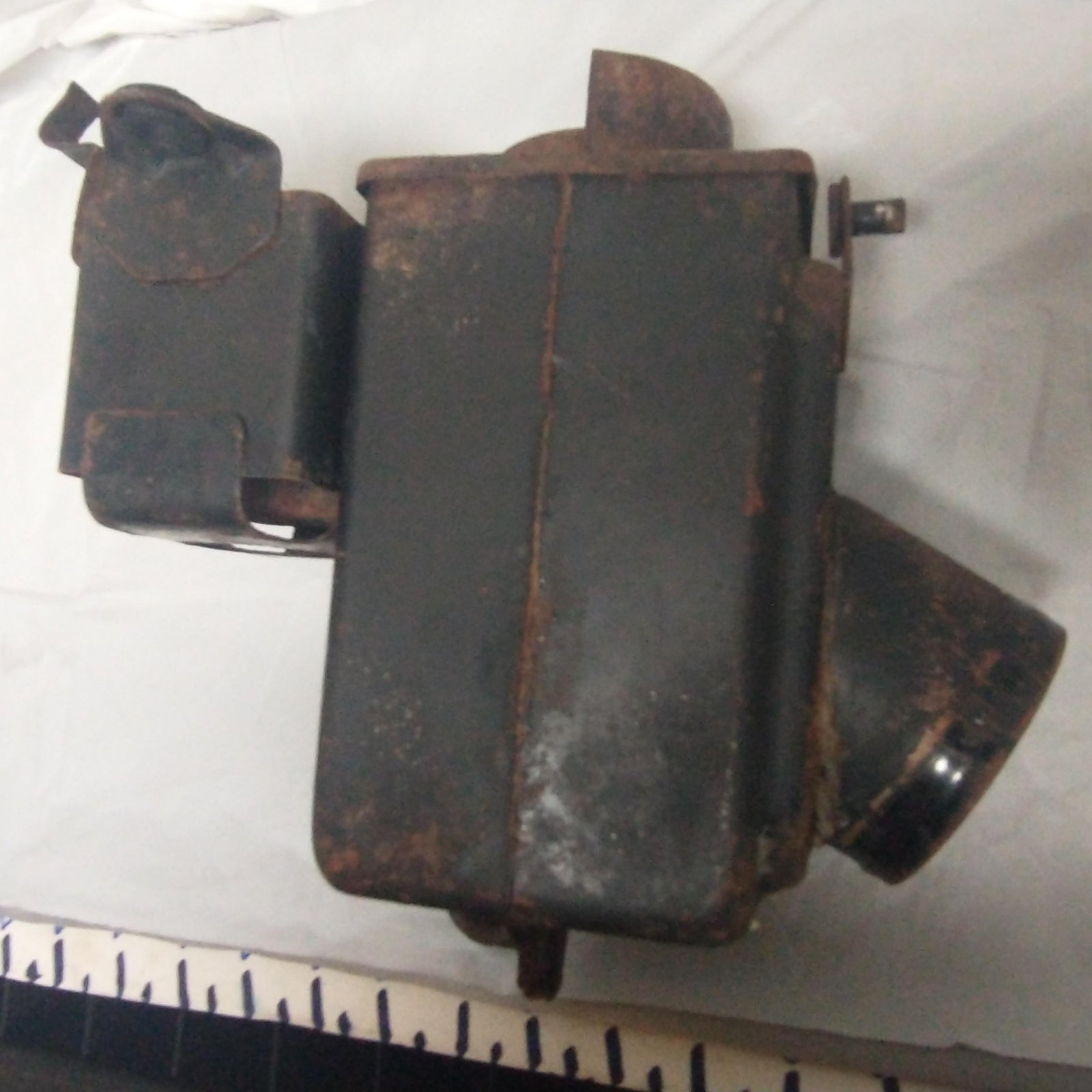 1976 KAWASAKI KE175 OEM AIR CLEANER CASE with battery box