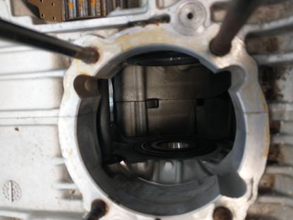1995 DUCATI M900 MONSTER ENGINE MOTOR CRANKCASE CRANK CASES BLOCK