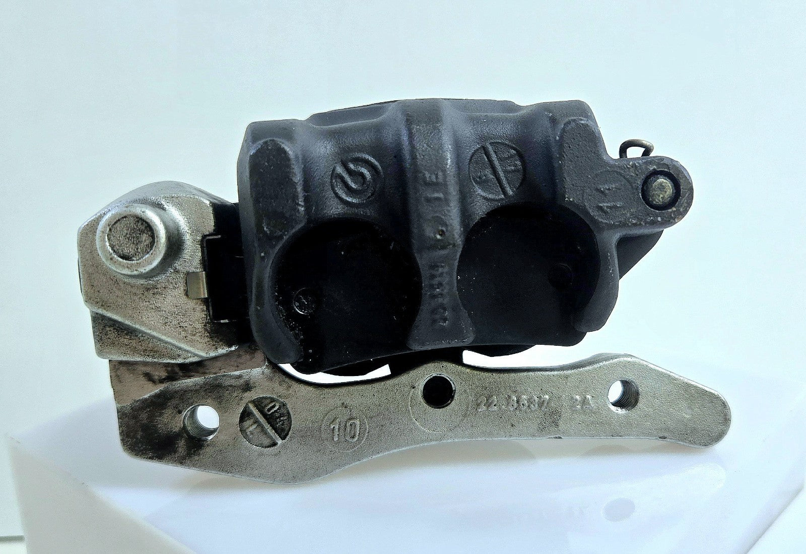 2011 10-13 BMW R1200RT R1200 Rear Brake Caliper Master Cylinder