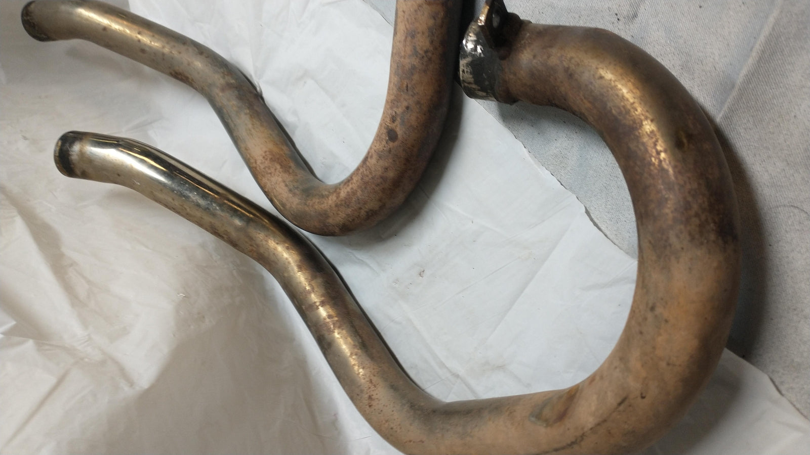 1993 HUSABERG FE501 OEM EXHAUST PIPE CHAMBER HEADER x 2