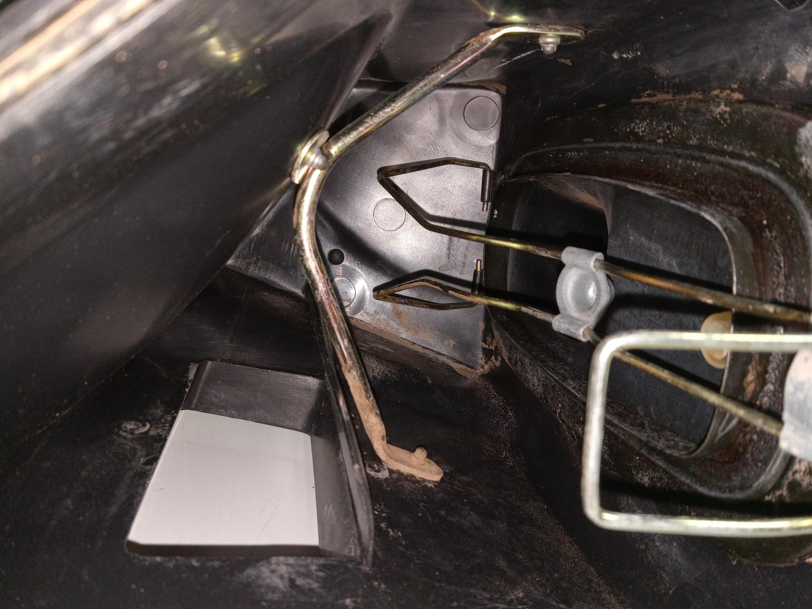 1991-1996 HONDA XR250L OEM AIR CLEANER CASE