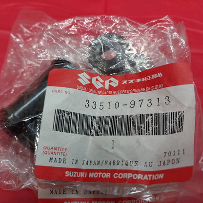 SUZUKI IGNITION COIL SPARK PLUG CAP  33510-97313