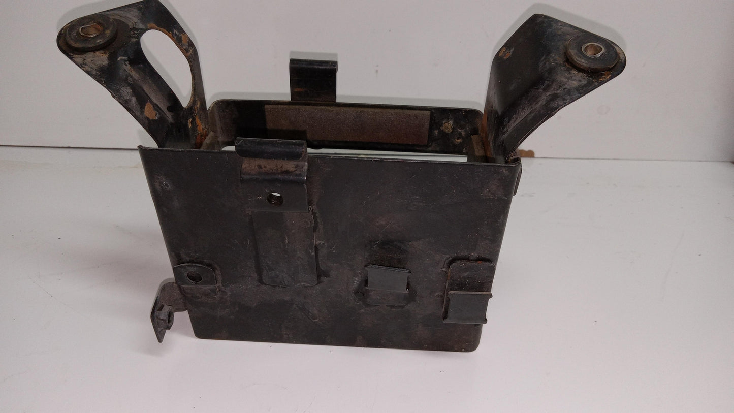 1993 SUZUKI KATANA 600 OEM REAR BACK TAIL UNDERTAIL BATTERY TRAY 