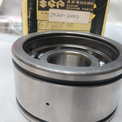  SUZUKI 09269-30002 CRANKSHAFT  BEARING, MIDDLE | A,B