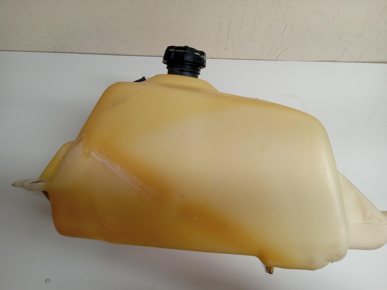 1996 POLARIS SPORTSMAN 400 OEM GAS TANK FUEL CELL PETROL RESERVOIR