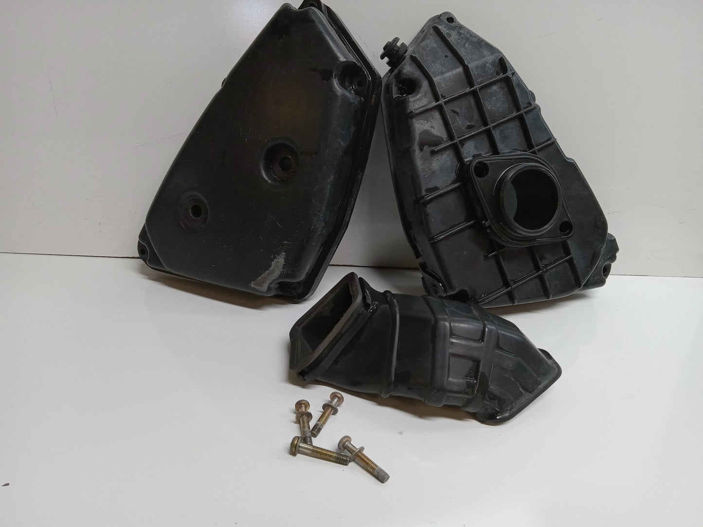 1981 YAMAHA VIRAGO 750 XV750 OEM AIRBOX AIR INTAKE FILTER BOX 810409 4 x 7 
