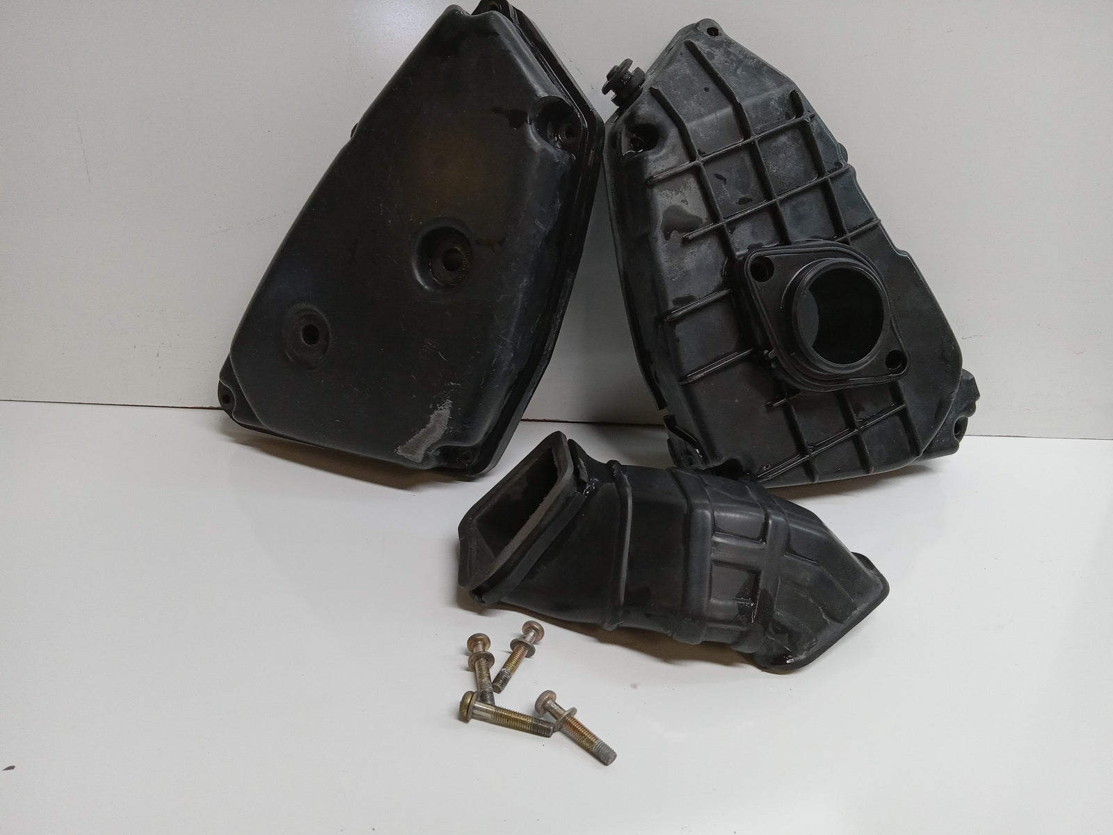 1981 YAMAHA VIRAGO 750 XV750 OEM AIRBOX AIR INTAKE FILTER BOX 810409 4 x 7 