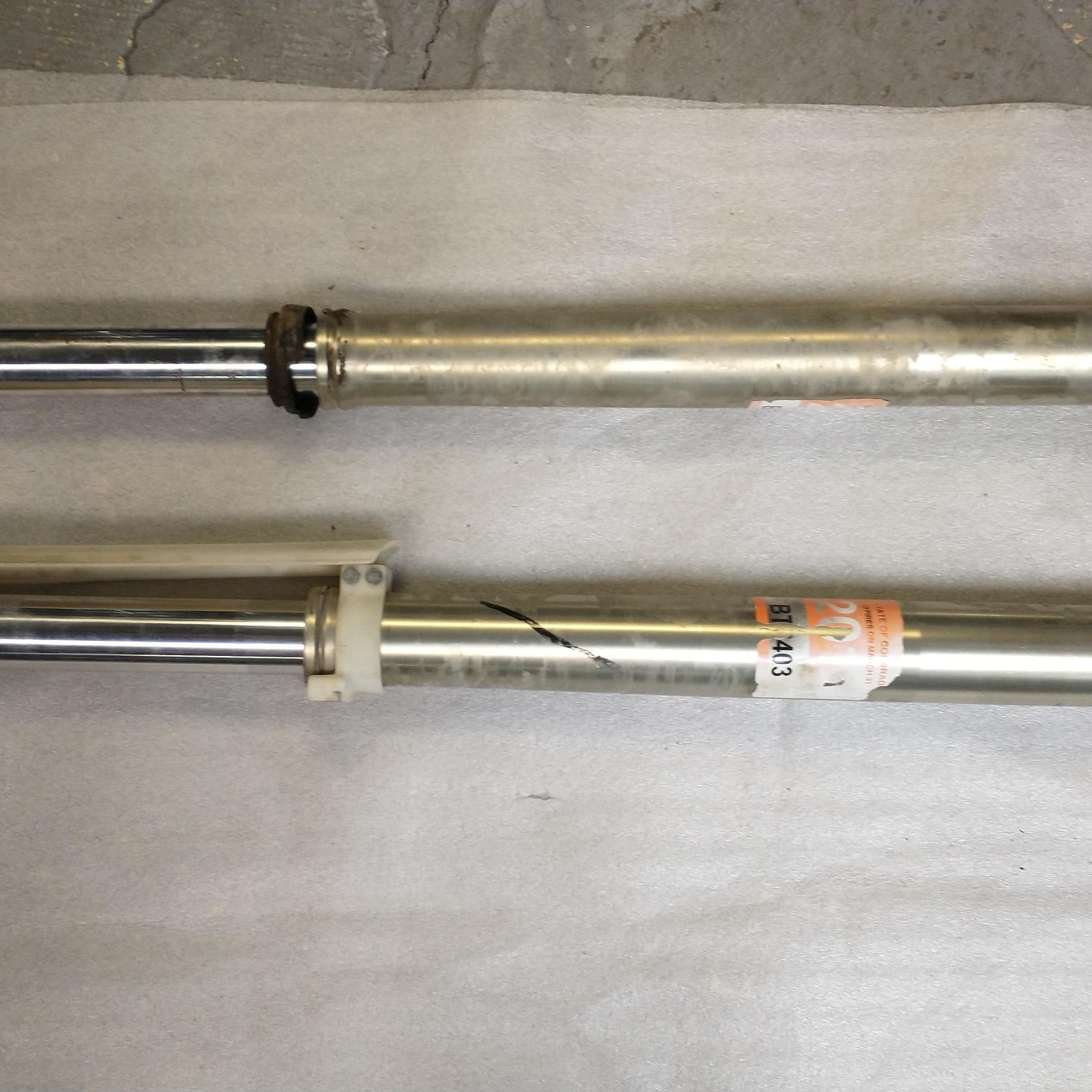 1993 HUSABERG FE501 OEM RIGHT LEFT FRONT SUSPENSION FORKS SHOCKS
