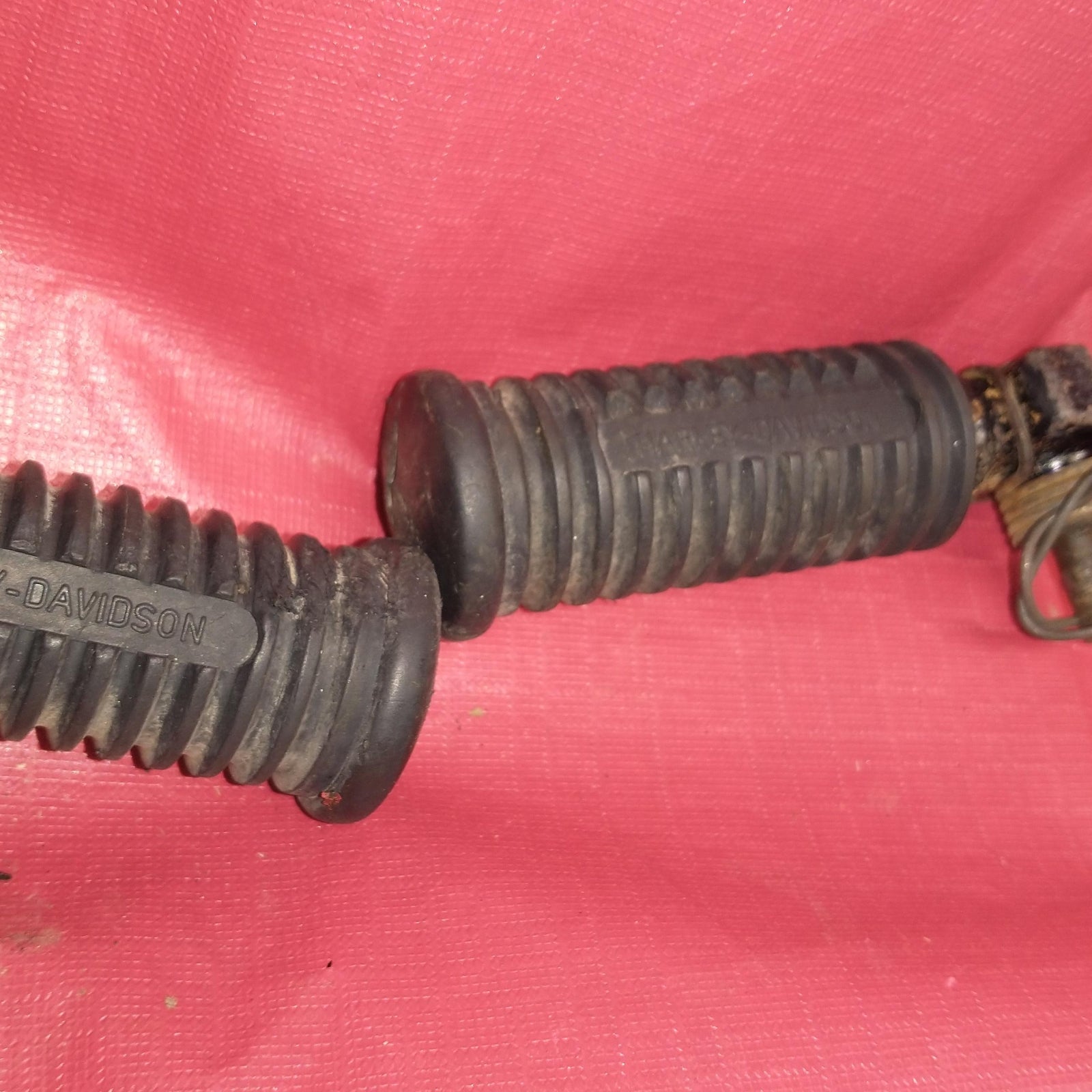 1975 HARLEY-DAVIDSON SX250 OEM LEFT RIGHT FOOT RESTS PEGS 