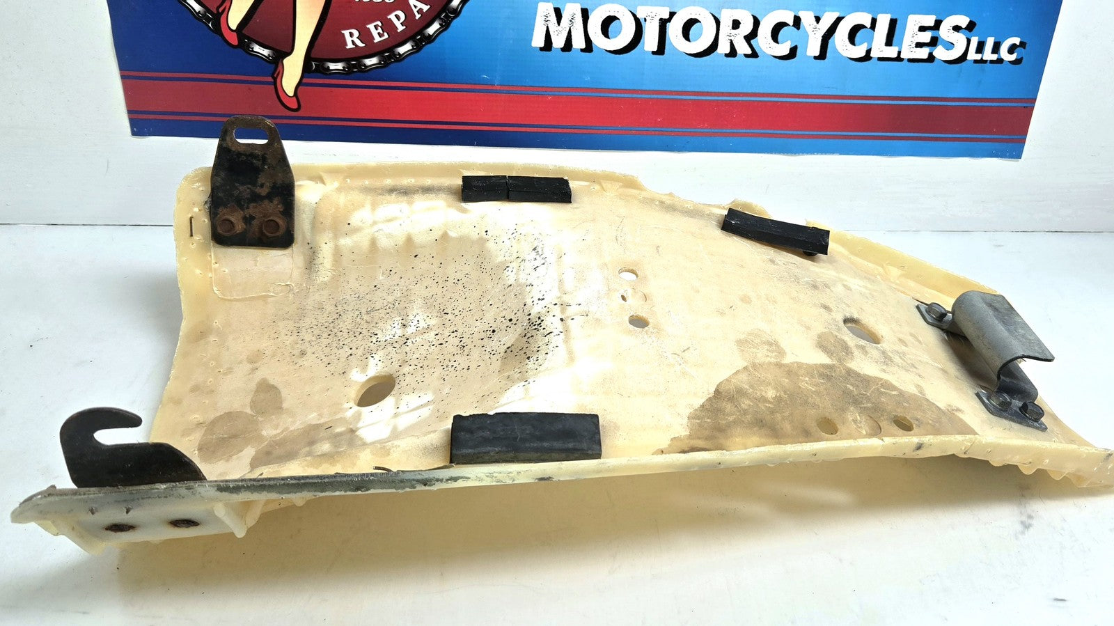 OEM 1979 1980 Suzuki PE250 Seat Pan and Brackets