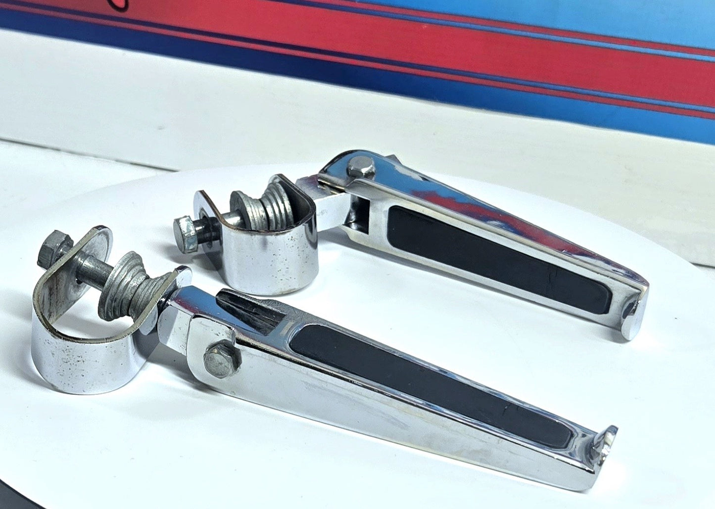 Chrome U-Clamp Foot Peg For Harley1200 Nightster Super Glide Sportster XL