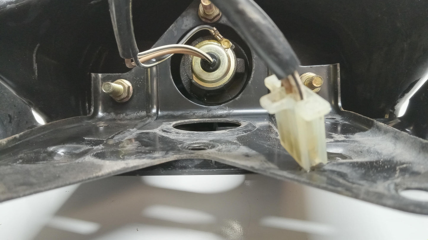 1993 SUZUKI KATANA 600 OEM REAR TAIL TAILLIGHT BACK BRAKE LIGHT