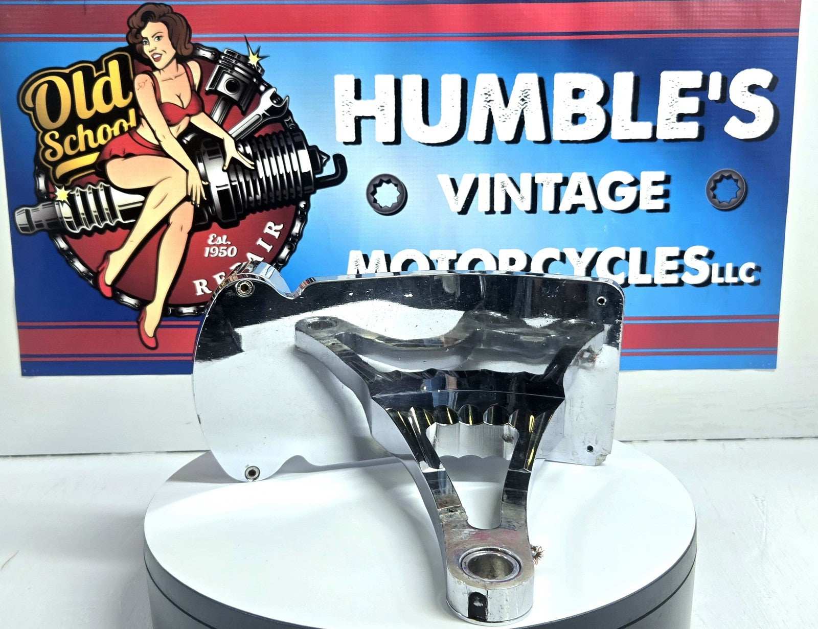 Used V-Twin Chrome Curved Cateye-Style Tail Lamp Assembly 33-0690