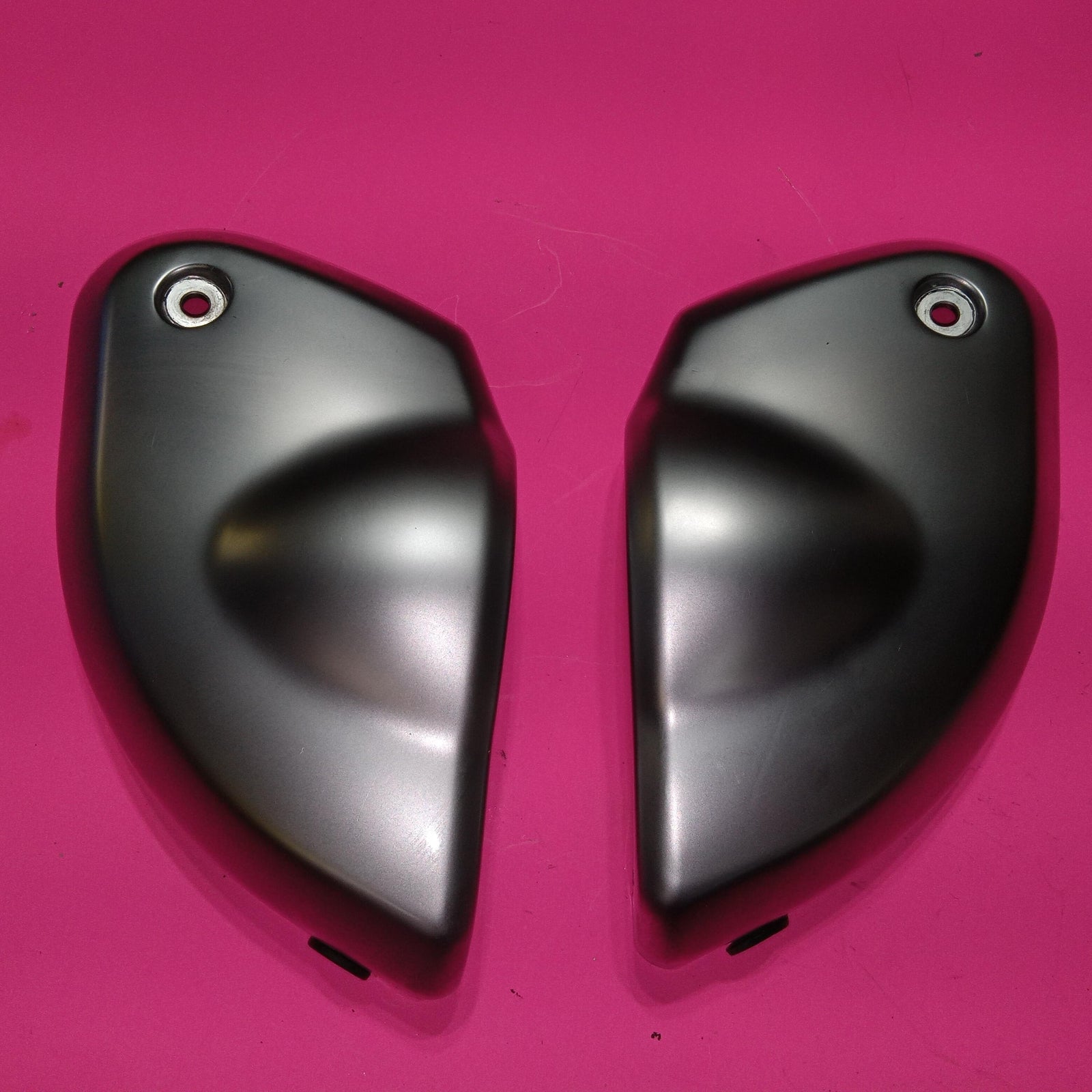 1995 SUZUKI BANDIT 600 OEM SILVER  COVER PANEL SET