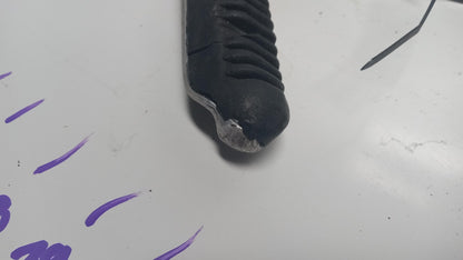 1993 SUZUKI GSXR600W OEM FRONT FOOT RESTS PEGS STEPS SET PAIR