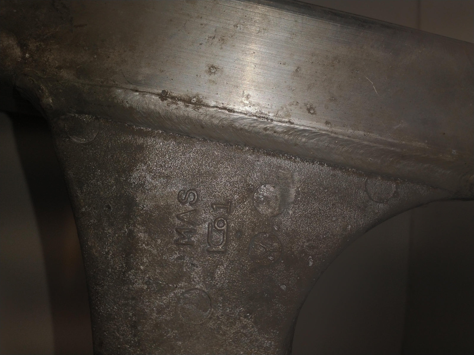 1999 HONDA CBR900RR OEM REAR SWINGARM BACK SUSPENSION SWING ARM