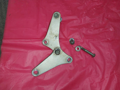 2003 YAMAHA YZ250F ENGINE MOTOR MOUNT STAY BRACKETS