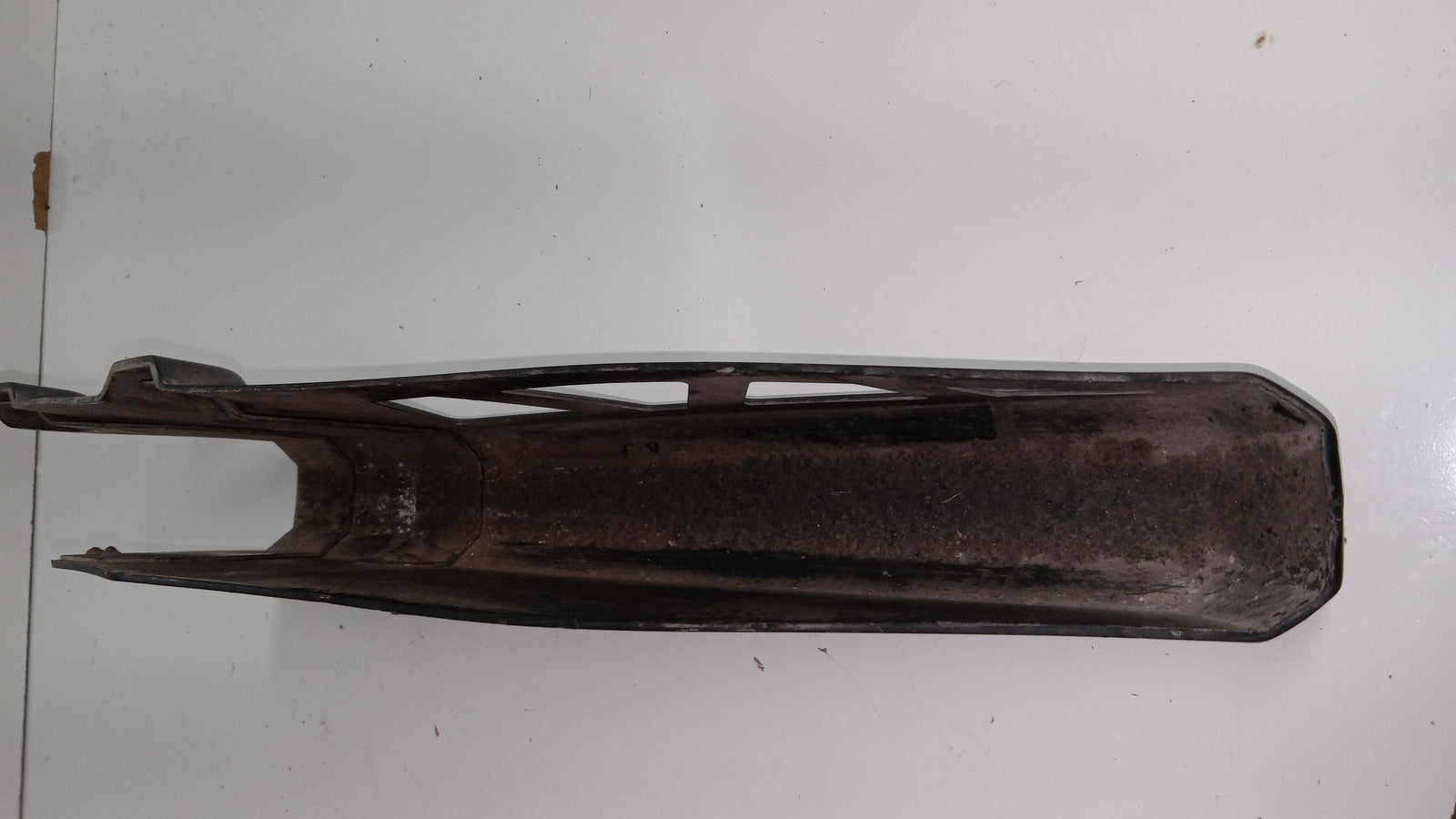 1993 SUZUKI KATANA 600 OEM REAR BACK DRIVE CHAIN GUARD COVER SHIELD