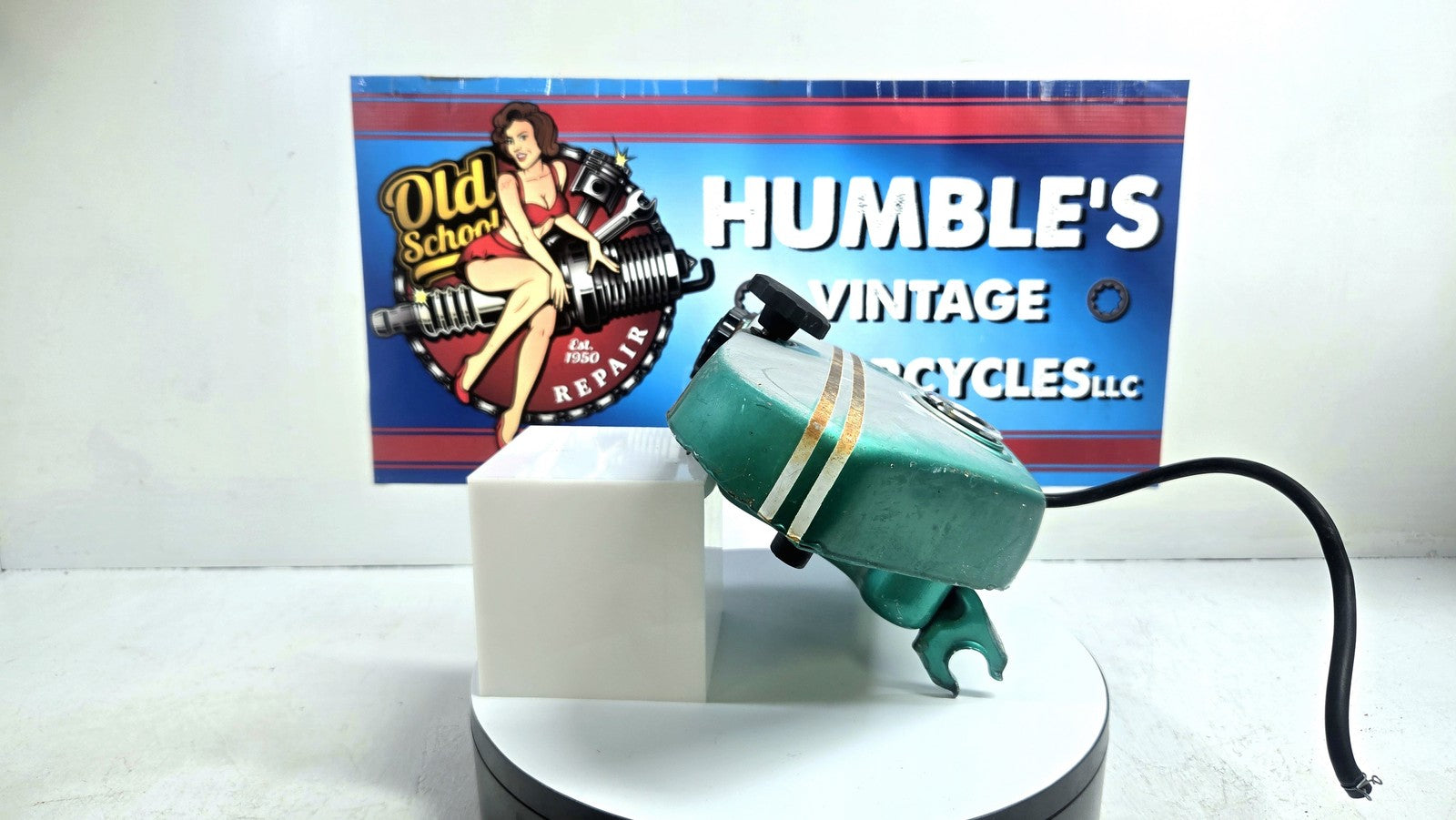 OEM Yamaha CS3C Right R Side Panel Sidepanel Oil Tank 200cc