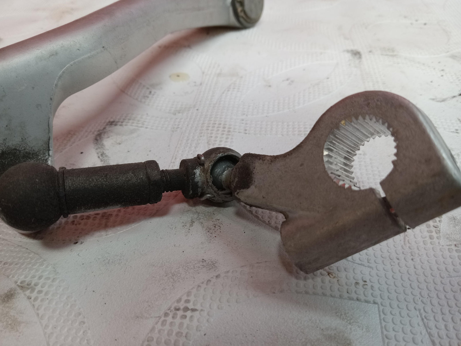 1995 BMW R1100RT OEM RIGHT REARSET BRAKE FOOT PEDAL