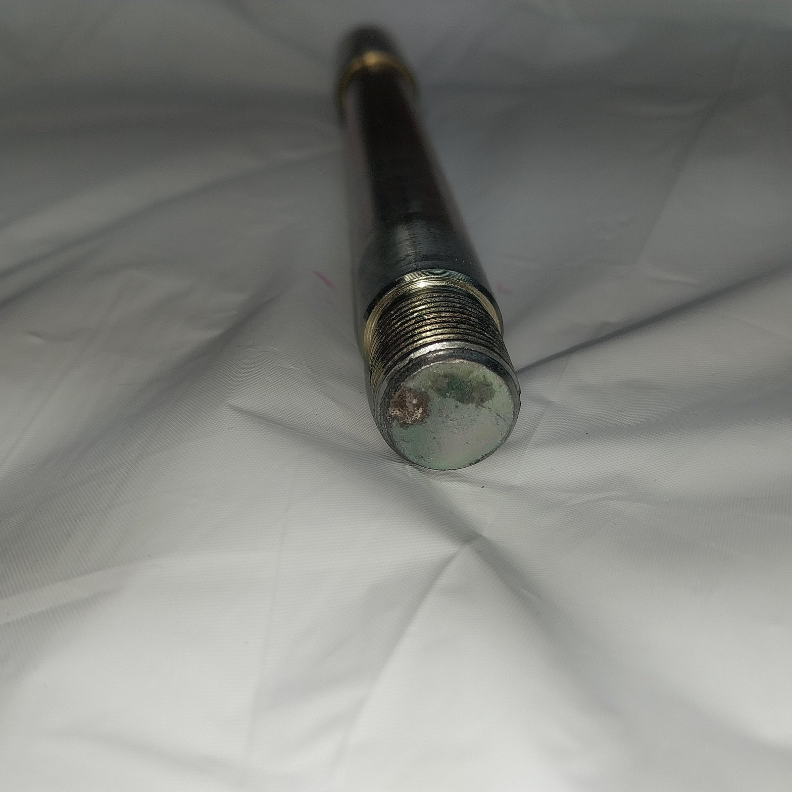 1994 DUCATI M900 MONSTER FRONT WHEEL RIM AXLE PIVOT BOLT 50120141A