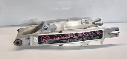 1991 - 1996 Honda XR250L Rear Swingarm Wheel Mount Frame