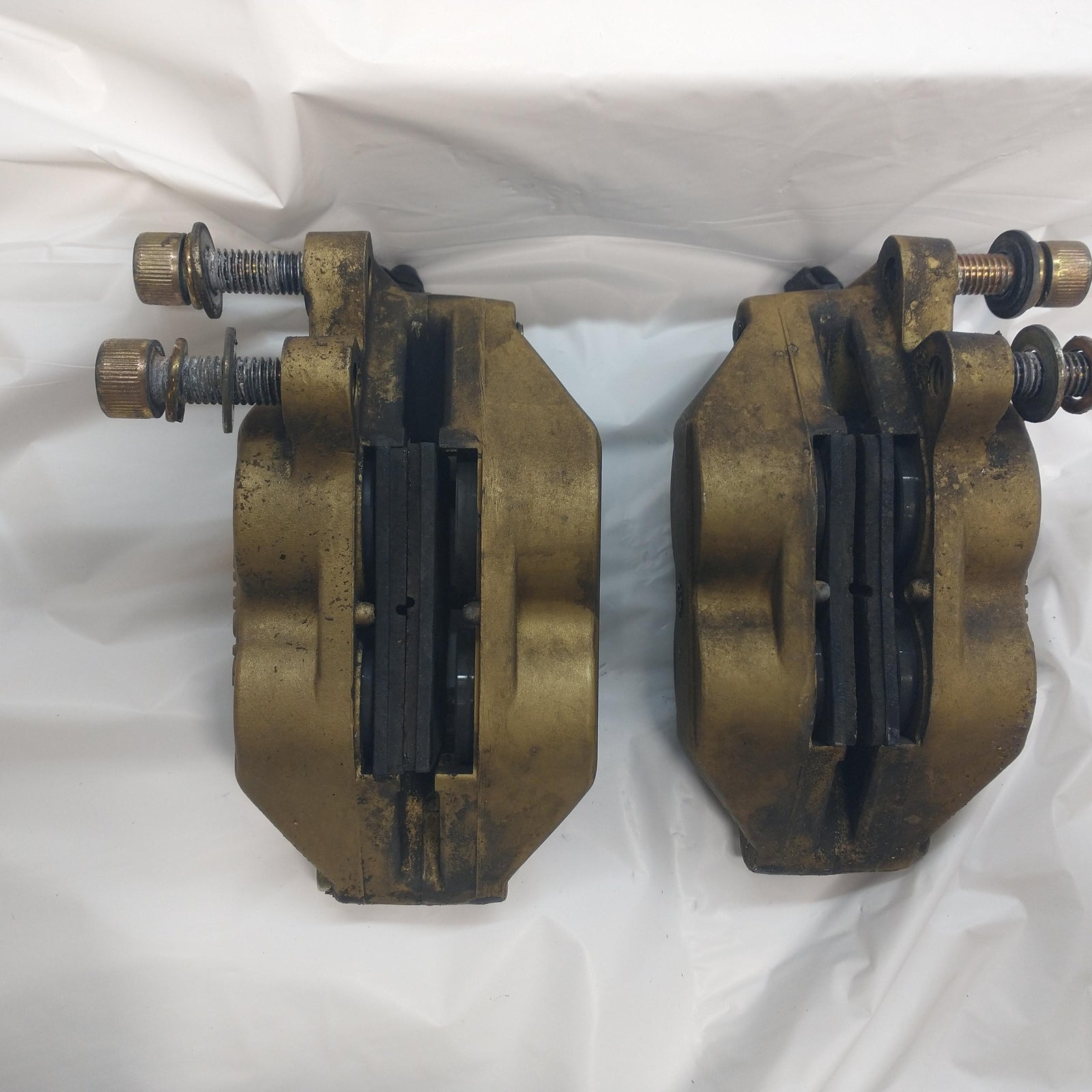 1994 DUCATI M900 MONSTER RIGHT LEFT FRONT BRAKE CALIPER SET PAIR CALIPERS