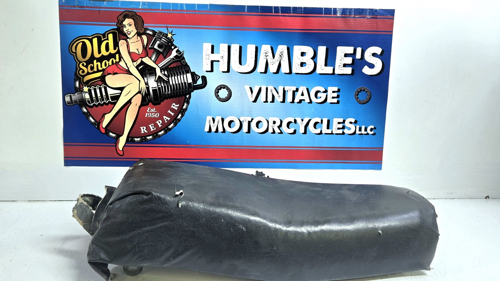 1979 1980 Sukuzi RM60  Seat Pan w/ foam and cover GREAT for restorations