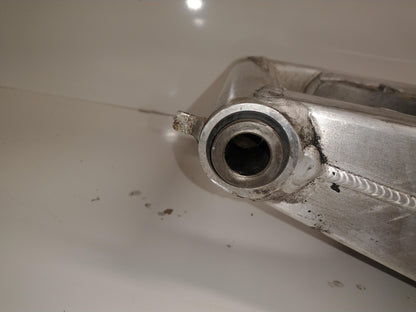 1999 HONDA CBR900RR OEM REAR SWINGARM BACK SUSPENSION SWING ARM