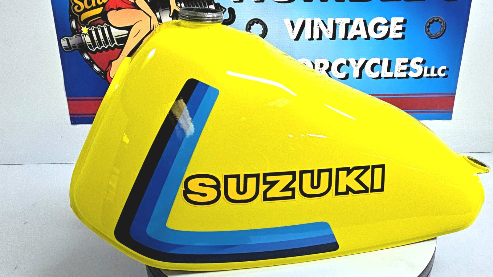 OEM 1979 1980 Suzuki RM60 Fuel Tank Gas Tank RESTORED
