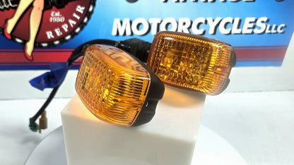04 to 09 Yamaha XC125 Rear Turn Signals OEM (Pair)