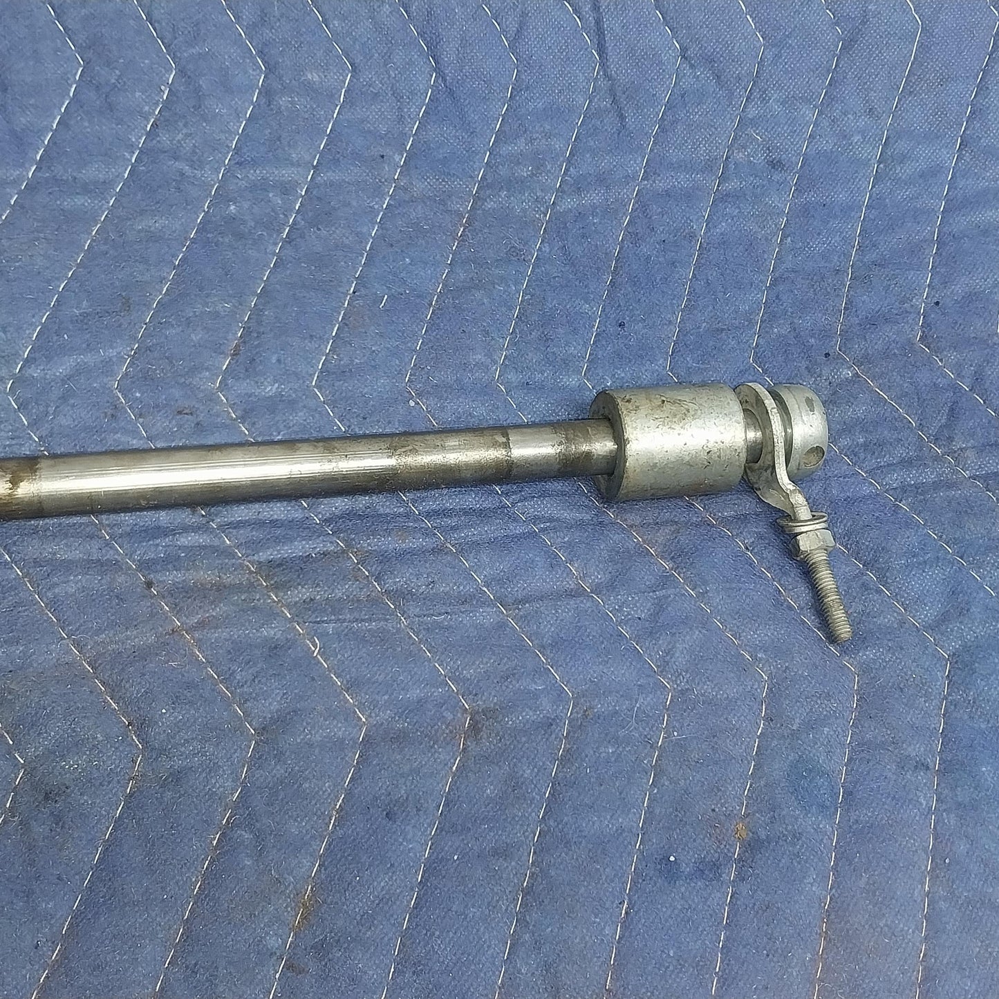 1971 HONDA CL100 REAR AXLE BACK WHEEL RIM PIVOT BOLT AXEL