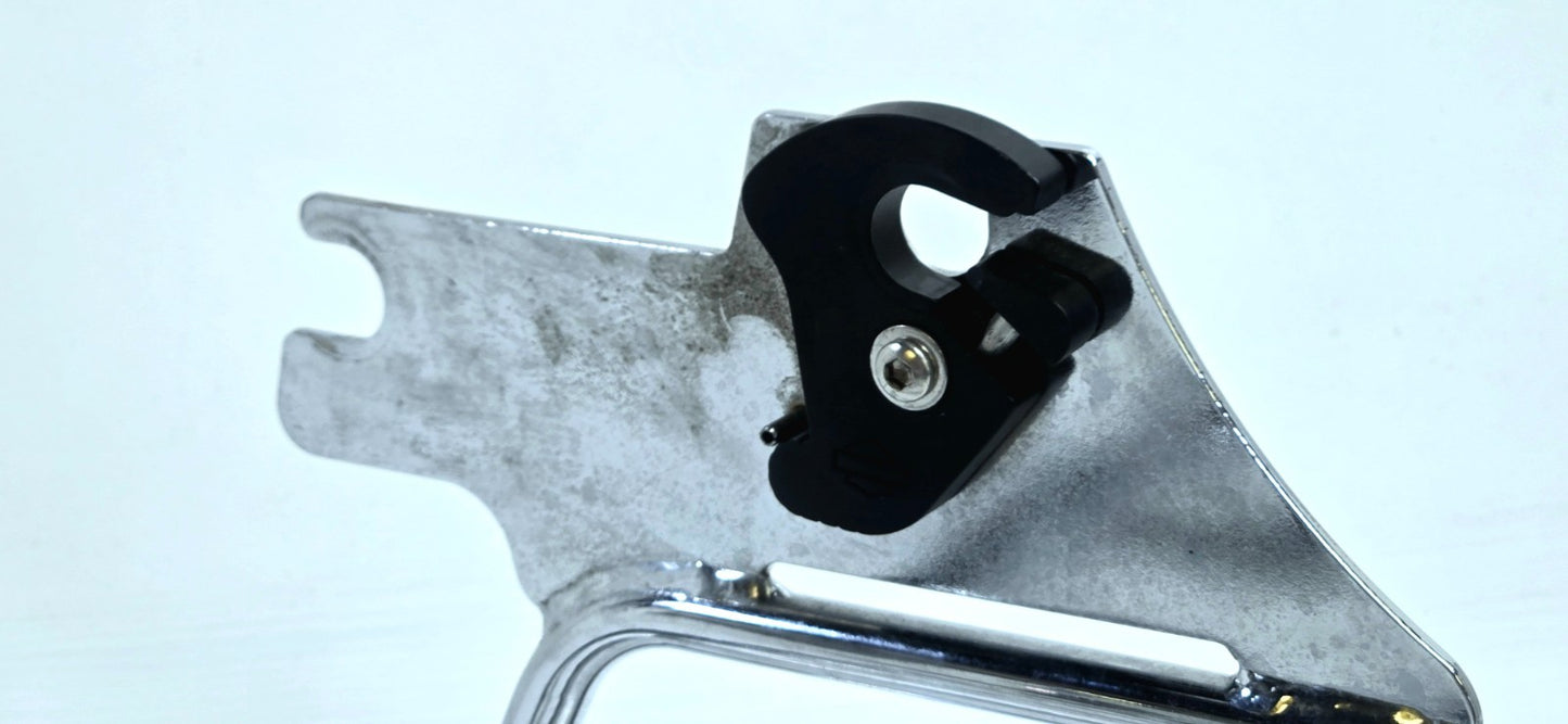 Cobra - 602-2500 - Luggage Rack Chrome for 2008 Harley-Davidson Road King