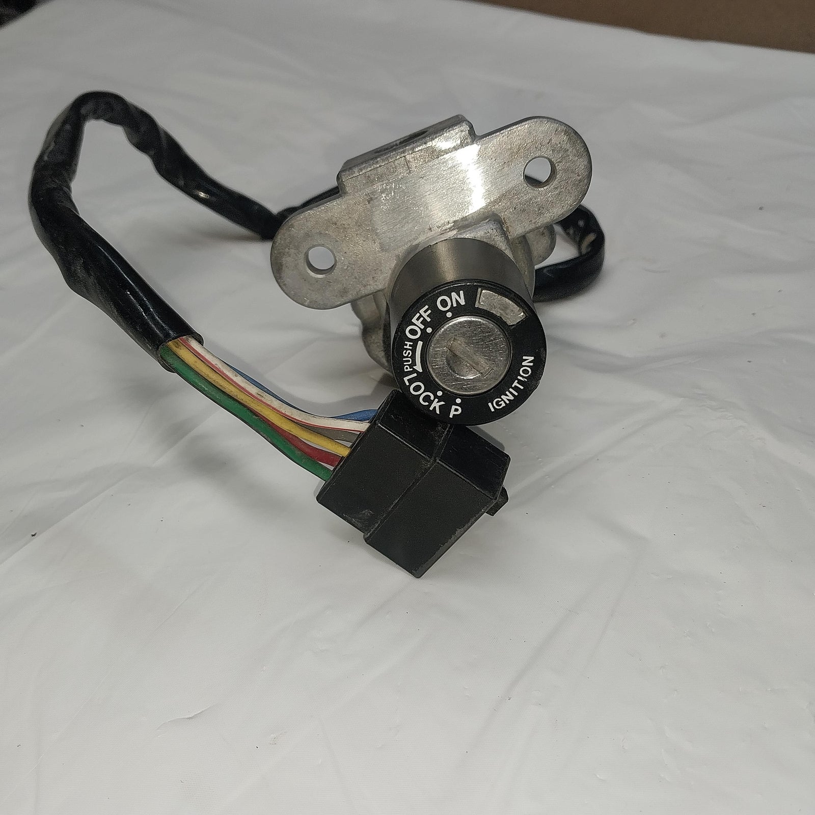 1994 DUCATI M900 MONSTER IGNITION LOCK