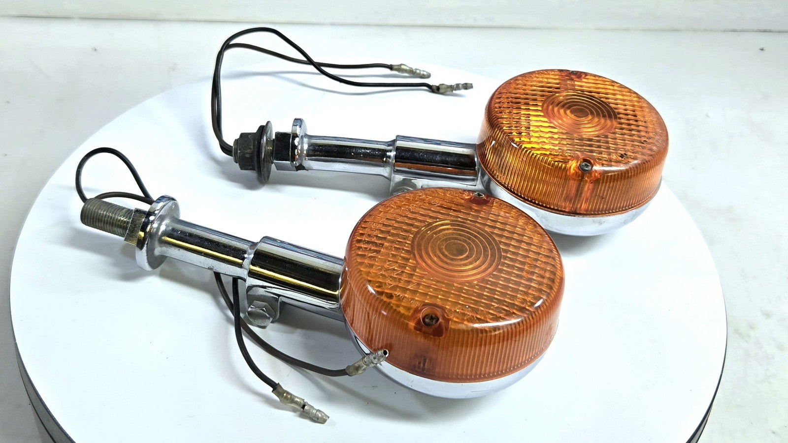 OEM 1981 Yamaha Virago 750 Front Turn Signals