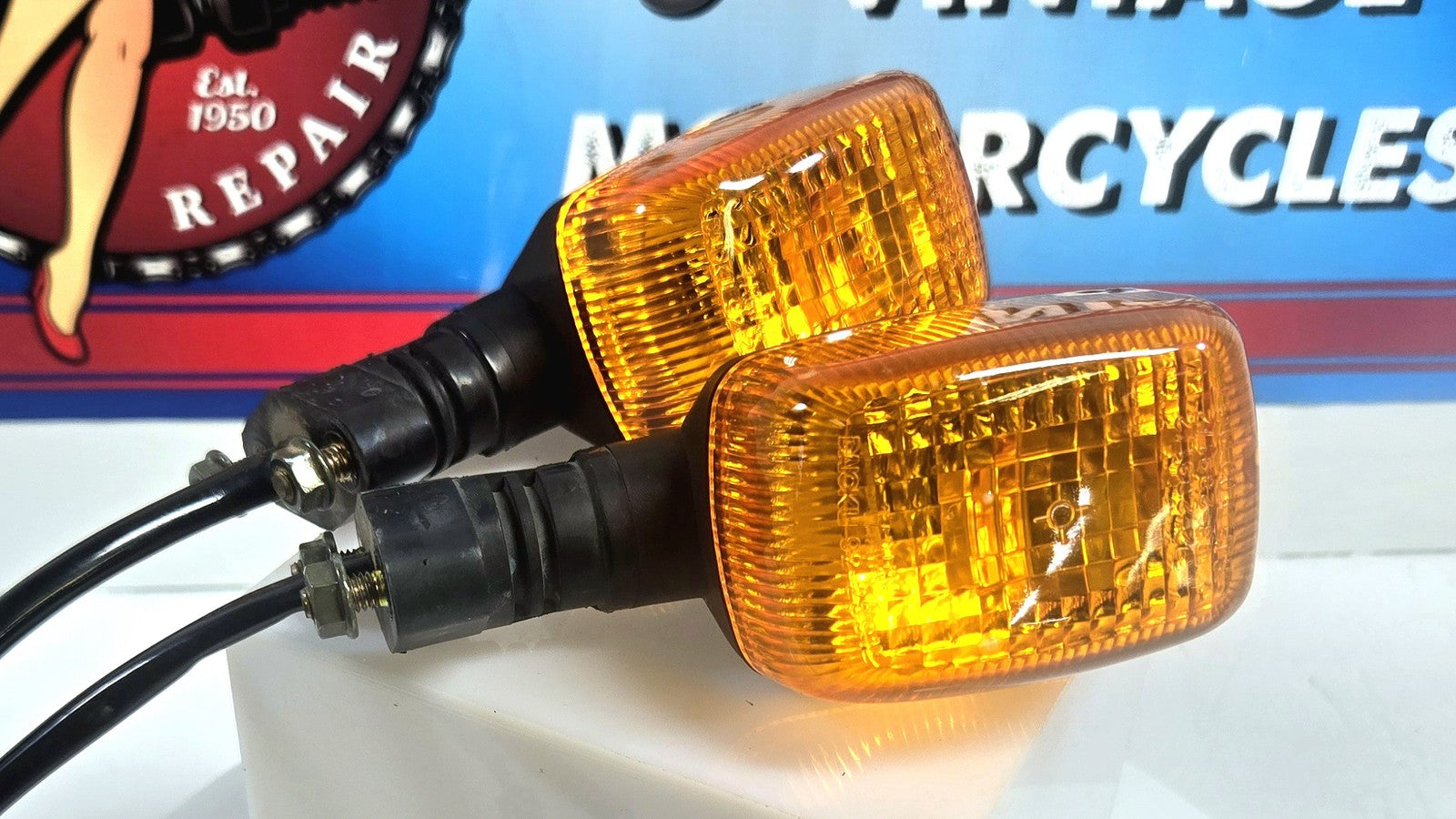 04 to 09 Yamaha XC125 Rear Turn Signals OEM (Pair)