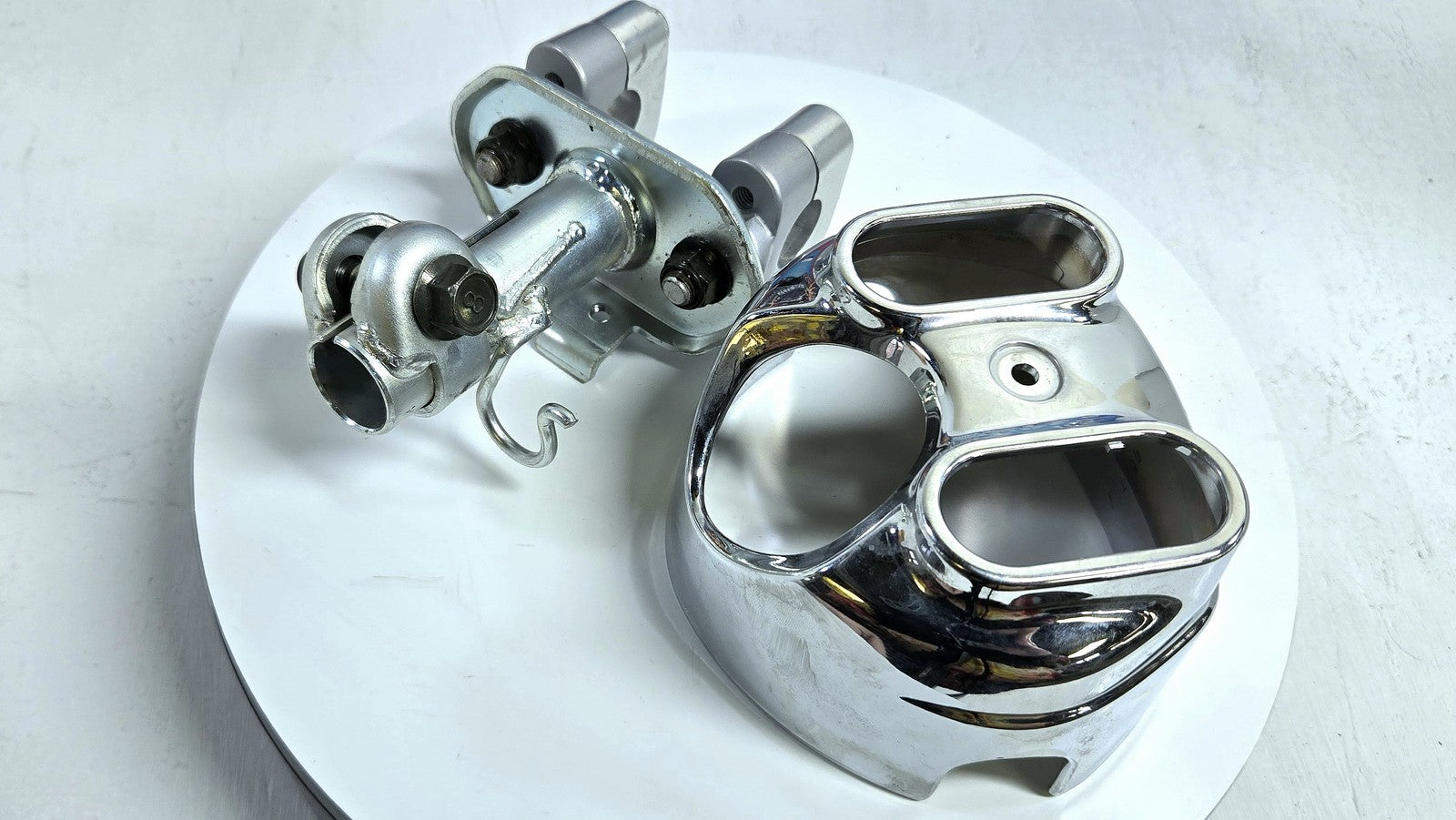 04 to 09 Yamaha XC125 Handlebar Mount Clamp with Cover