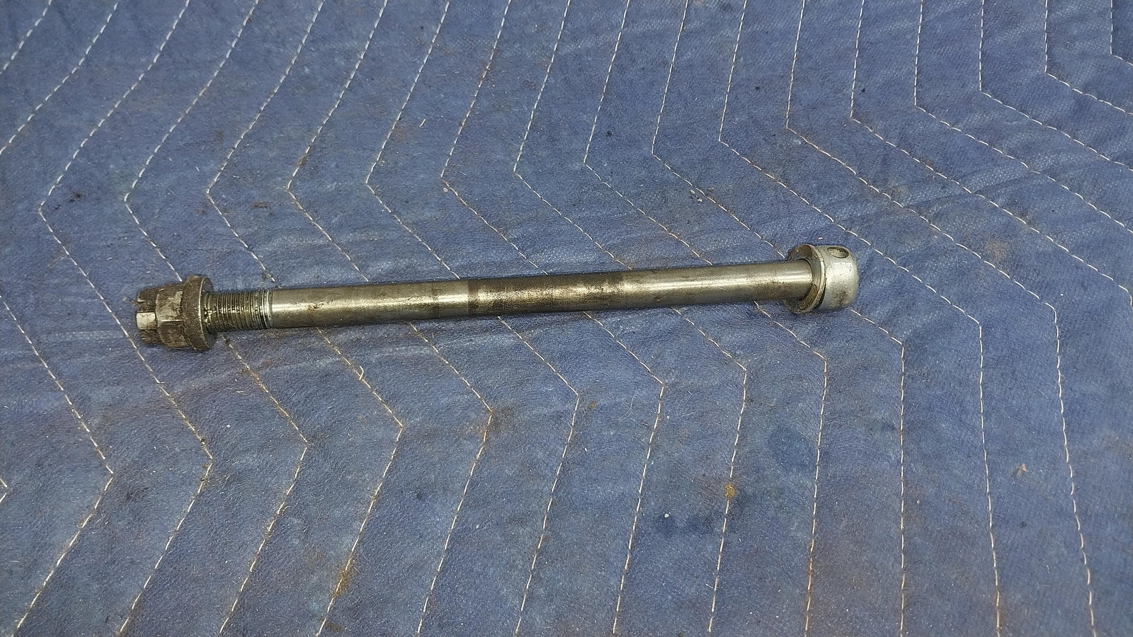 1971 HONDA CL100 OEM FRONT WHEEL RIM AXLE PIVOT BOLT