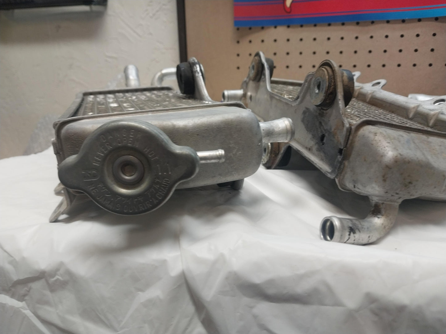 2002 YAMAHA YZ250F LEFT RIGHT ENGINE MOTOR COOLING COOLER RADIATOR